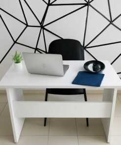 Bureau élégant et pratique